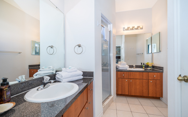 Lovely condo near Disney