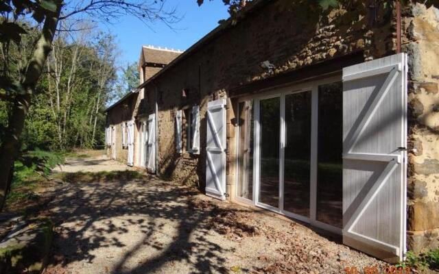 Gîte La Bazoge, 6 pièces, 10 personnes - FR-1-410-213