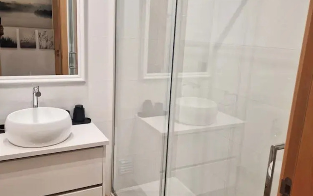 Modern Lisbon Apartment