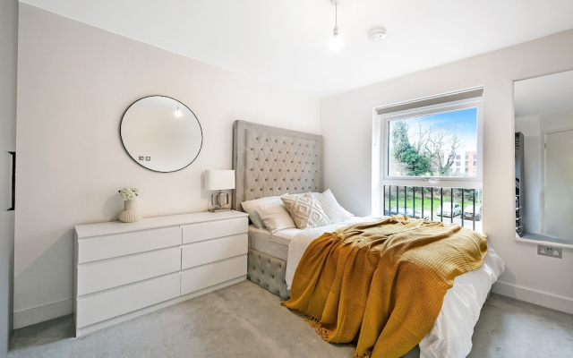 Luxurious 2 bed Flat in Greenhithe