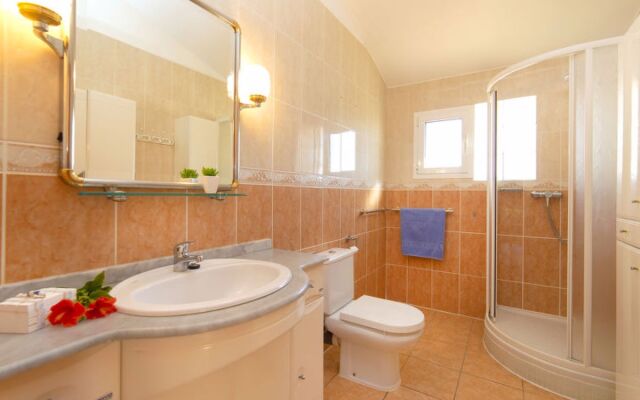 House Nadine Calpe/Calp