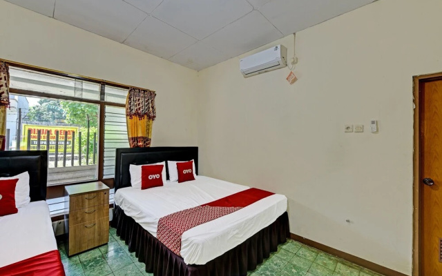 OYO 90443 Hotel New Kartika In