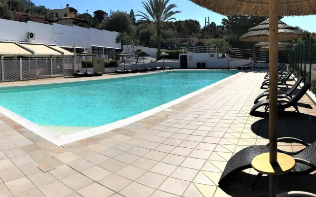 Calanica Residence Hotel