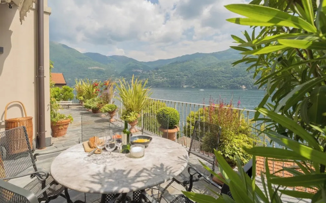 Vista Lario by Rent all Como