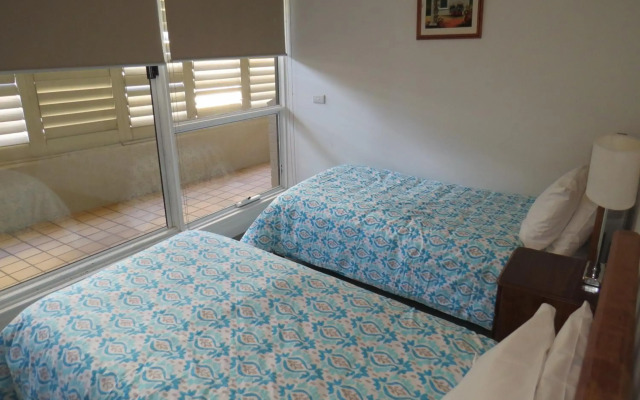 Manly Paradise Motel & Apartments