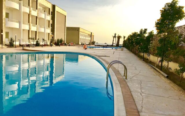 Cecelia Resort