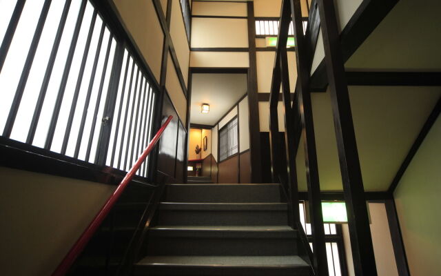 Omiya Ryokan
