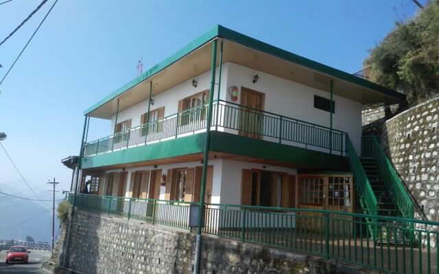 The Cliffe Cafe & Cottages