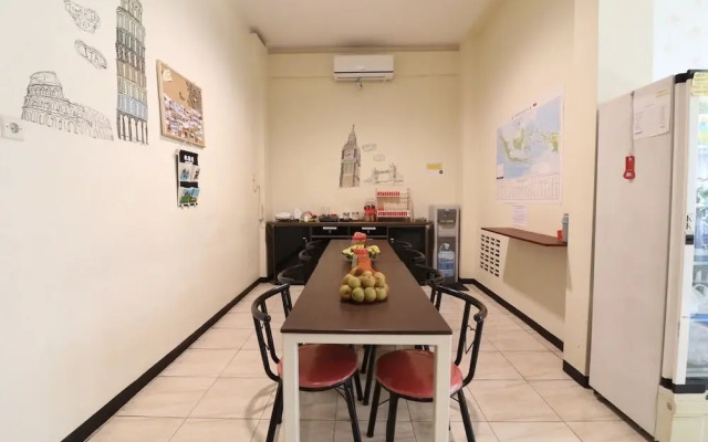 MADOR Malang Dorm Hostel