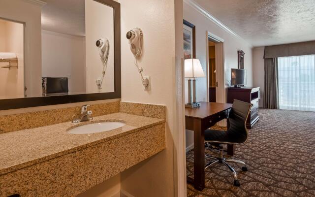 Best Western Salinas Monterey Hotel