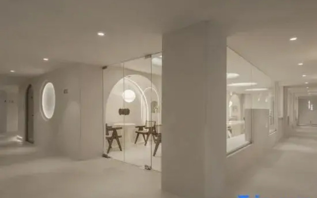 Xiaoman · AZITA Designer Urban Inn (Nanjing Xuanwu Lake)