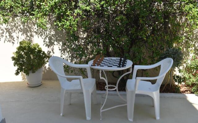 Fanis Apartment