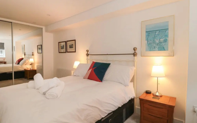 Flat 2