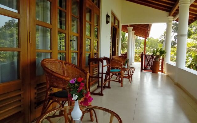 River shadow villa