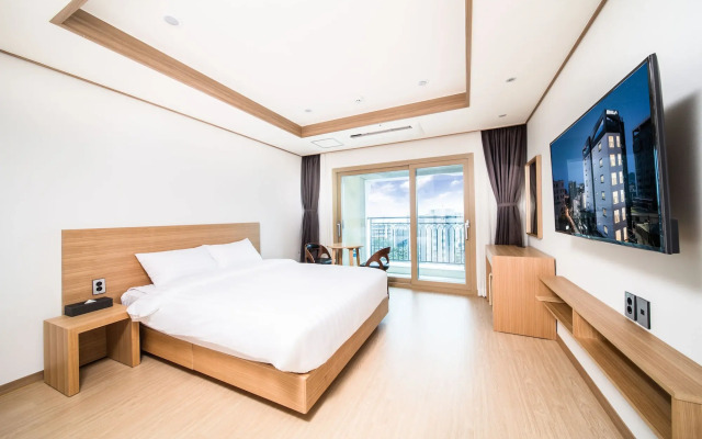 Run Hotel
