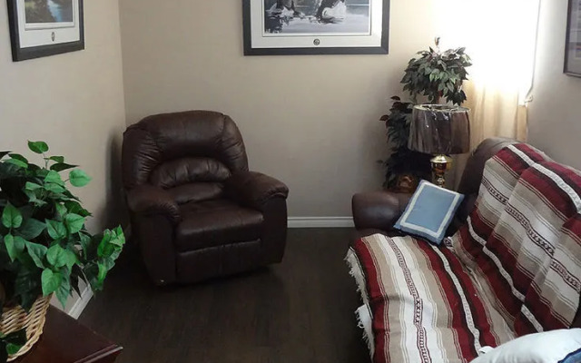 Manor Hostel B&B & Hotel