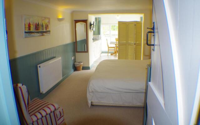 Lynwood House Self Contained Studio