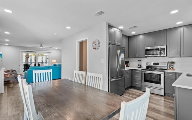 Gulf Winds East #1- Mira-marr's Emerald