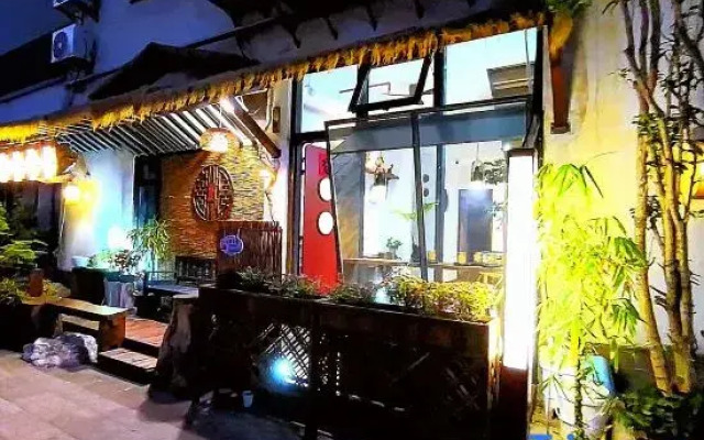 Ruo Ri Wang Lou B&B（Shanghai Zhujiajiao Ancient Town Store）