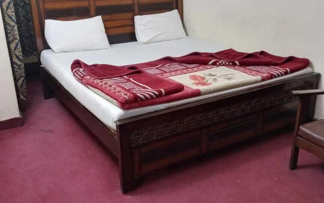 Al-Azam Hotel & Restaurant