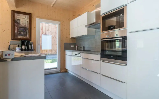 Inviting Chalet With Whirlpool