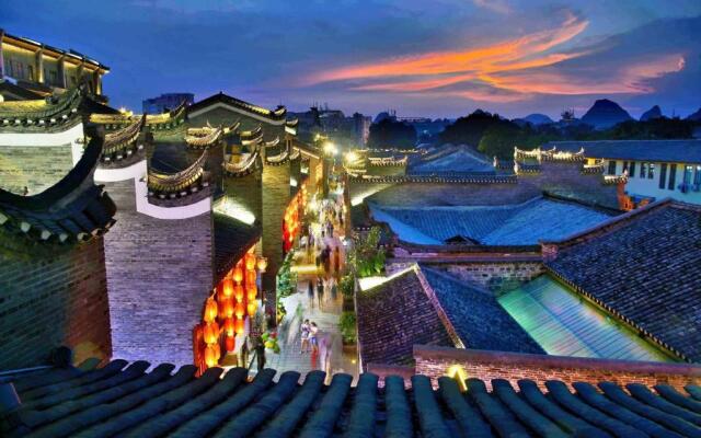 Wing Hotel Guilin - Central Square