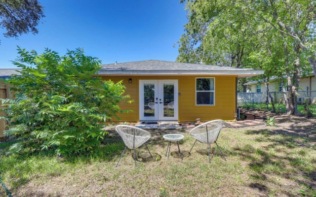 Pet-Friendly Temple Guest Suite!