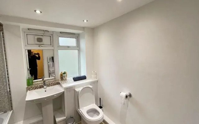 Melville Road Apartment - Birmingham City Centre