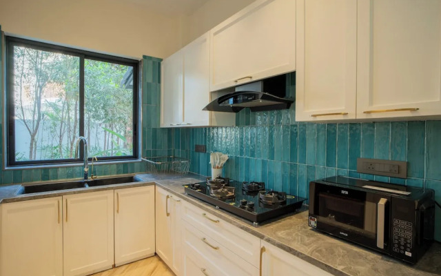 Luxe 4 BHK Villa Near Popular Beaches with Private Pool