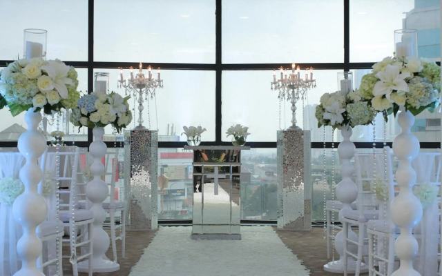 Menara Peninsula Hotel Jakarta