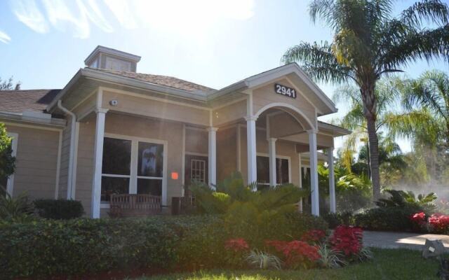 Lucaya 4 Bedrooms 3 Baths Townhome!