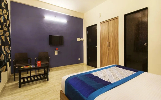 JK Excellency by OYO Rooms