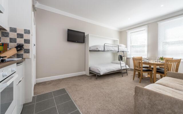 Stylish Apartment,12 Minutes from Oxford Street,Central London,AC,WIFI!
