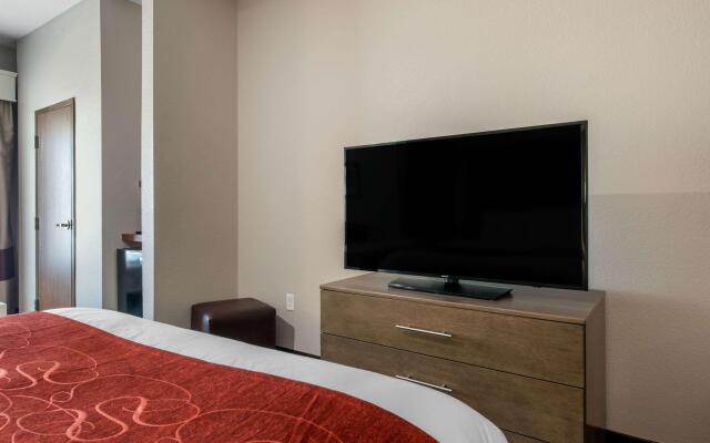 Comfort Suites Fort Lauderdale Airport & Cruise Port