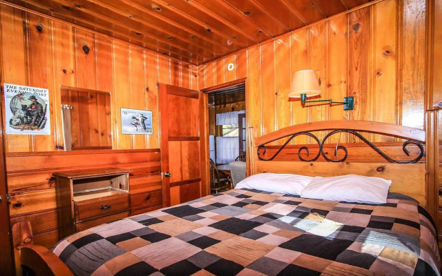 Shore Acres Lodge
