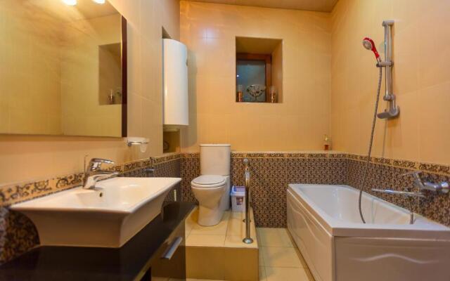 Royal Suite Apartment on Nizami Street