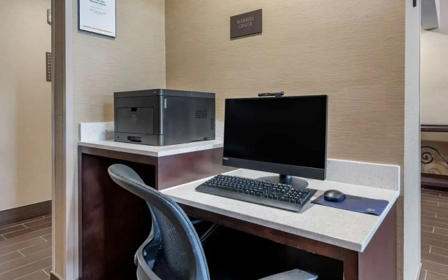 Comfort Suites Auburn