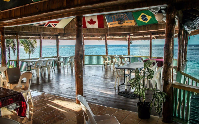 Taufua Beach Fales
