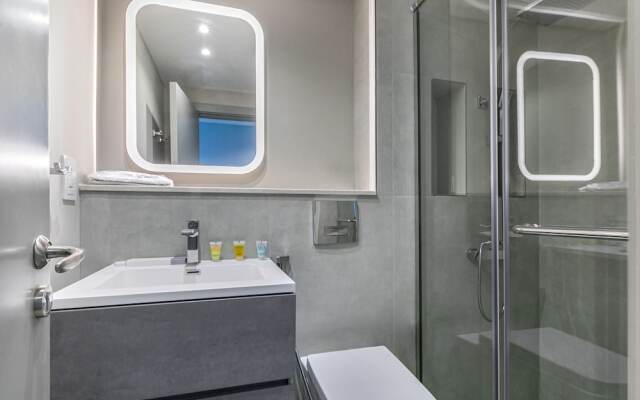 Driven Holiday Homes  Icon Tower 2 JLT