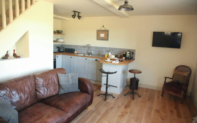 Manor Farm-MK