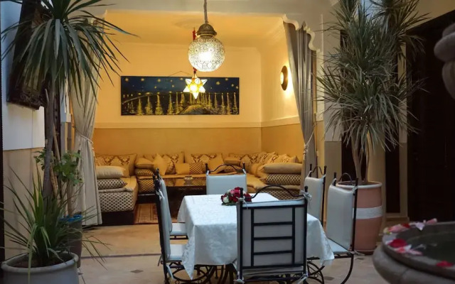 Riad Kalé Polis