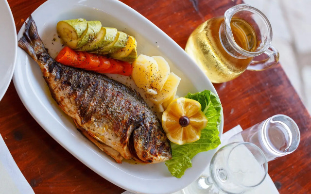 Grekis hotel & Apartments
