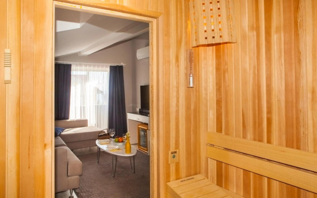 Letstay Hotel - Adults Only