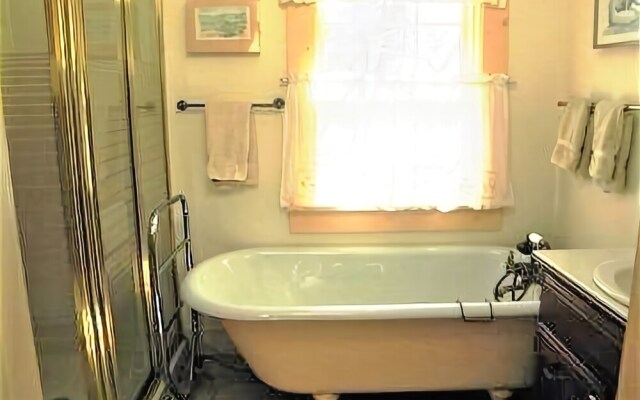 46 Pochet - 6 Bedroom House