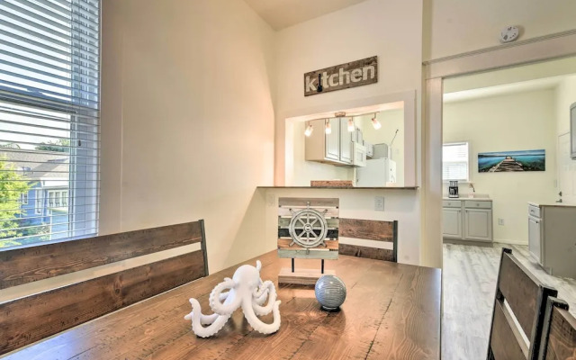 1/2 Mi to Beach & Seawall: Galveston Getaway!