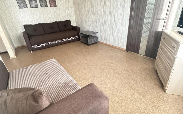 Апартаменты ДеньНочь в 1-ом микрорайоне д. 30