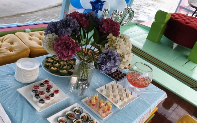 At Casa Guesthouse Amphawa