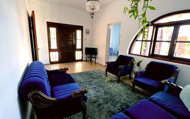 Sea View Spacious Private Villa in Lapta