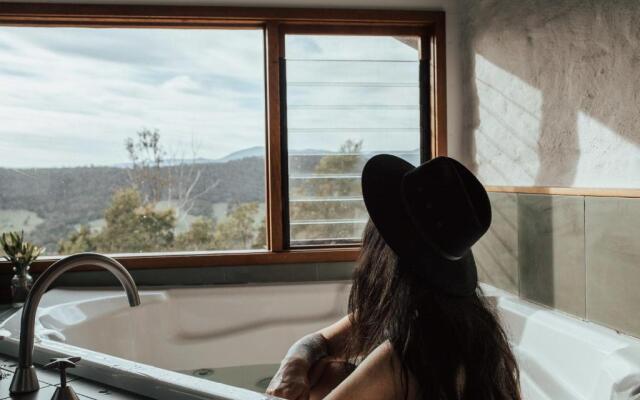 Kangaroo Ridge Retreat