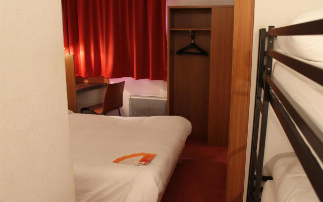 Отель  F1 Reims Tinqueux